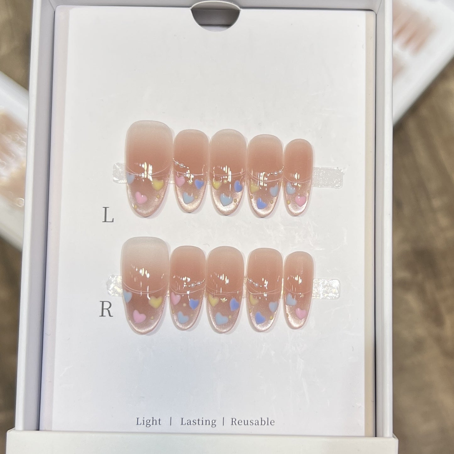 Herz-Themen Stiletto Press-On Nagelset Brehn