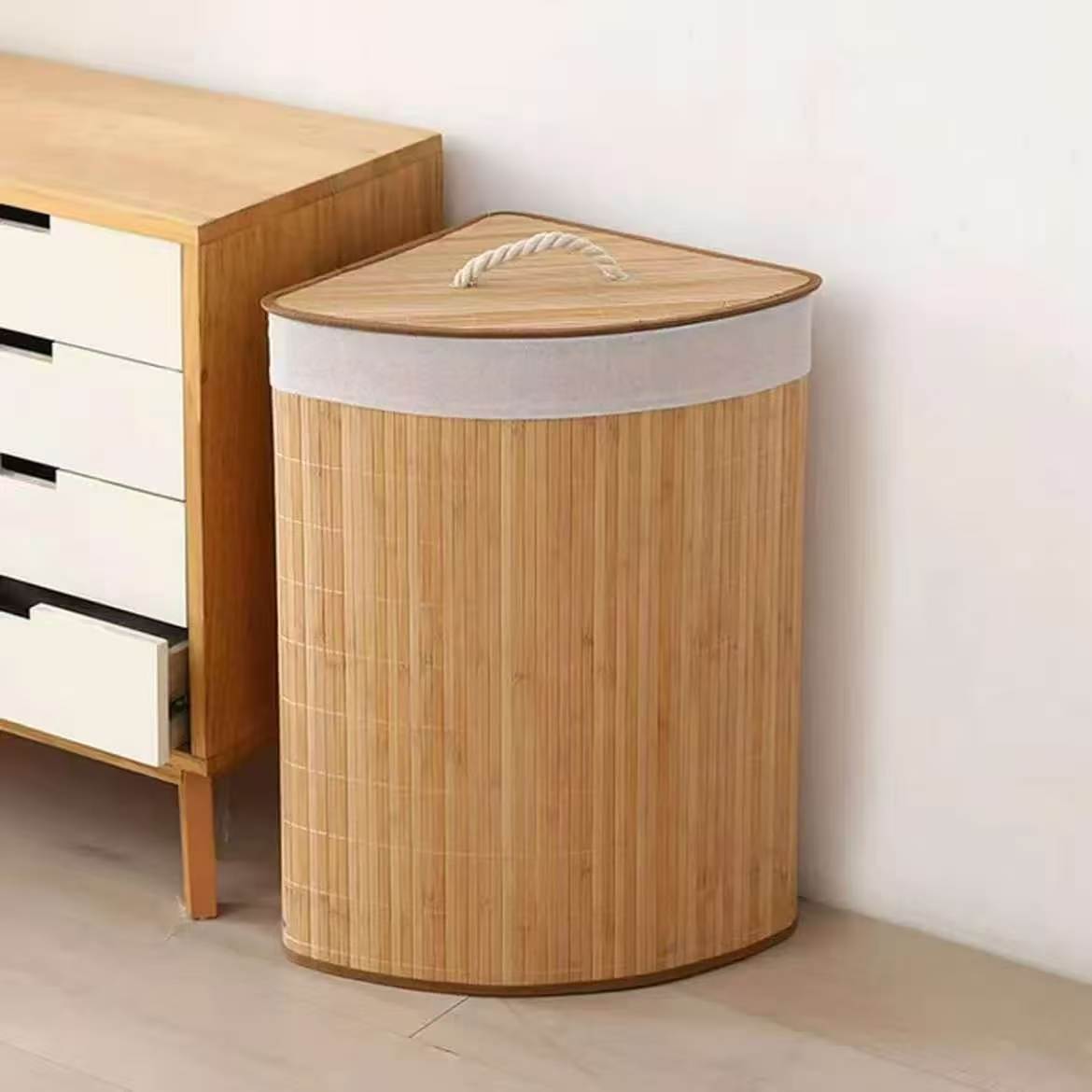 Eleganter und Praktischer Wäschekorb Aus Rattan Brehn