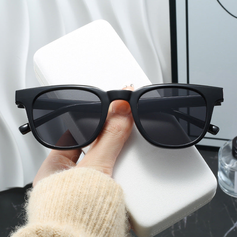 Damen modische Cat-Eye Sonnenbrille mit hochwertigem Kunststoffrahmen Brehn