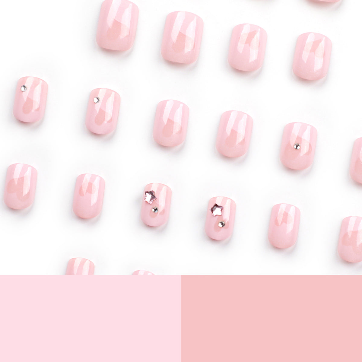 Kunstvolle Nagelkunst mit Glitzer- und Herzmotiven Brehn