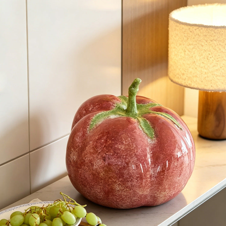 Dekorative Tomatenfigur