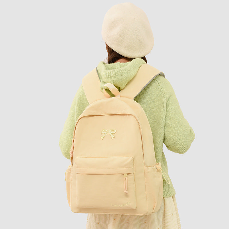 Modischer Rucksack mit Praktischen Außentaschen Brehn