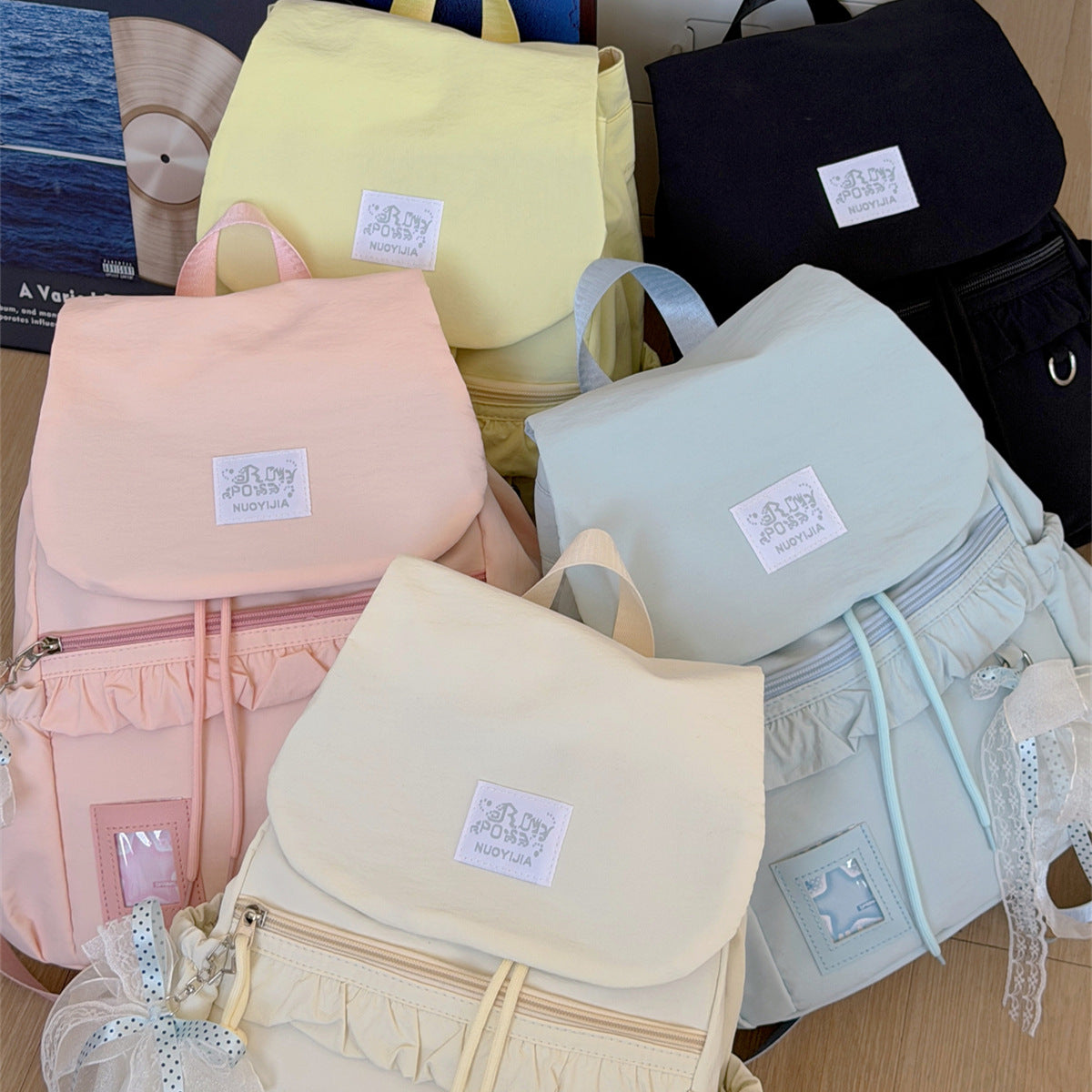 Stylischer Rüschendesign Schulrucksack Brehn