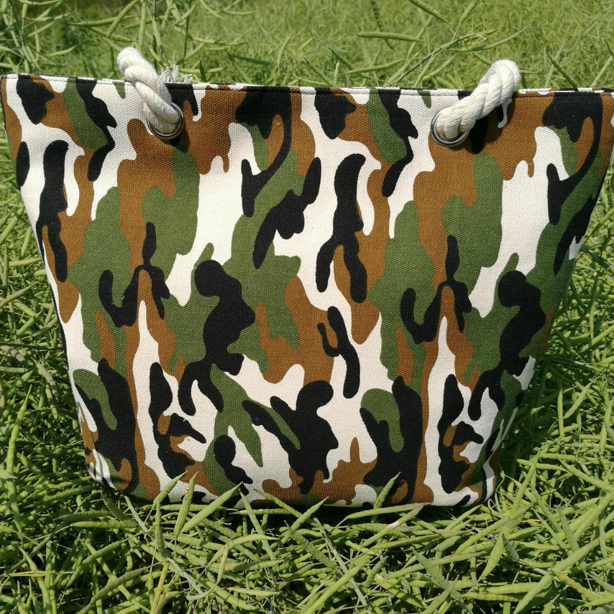 Camouflage Taschen Aus Robustem Baumwollstoff Brehn
