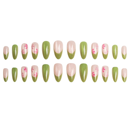 Künstlerisches Floral Druck-auf-Nageldesign