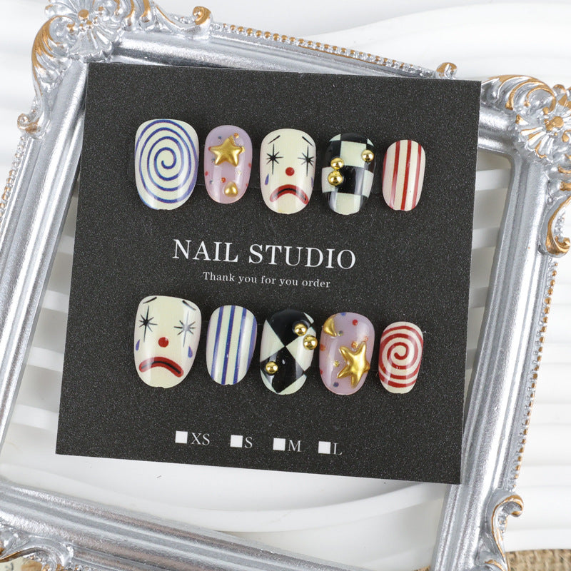 Kunstnagelset mit kreativen Clown- und Sternmotiven Brehn