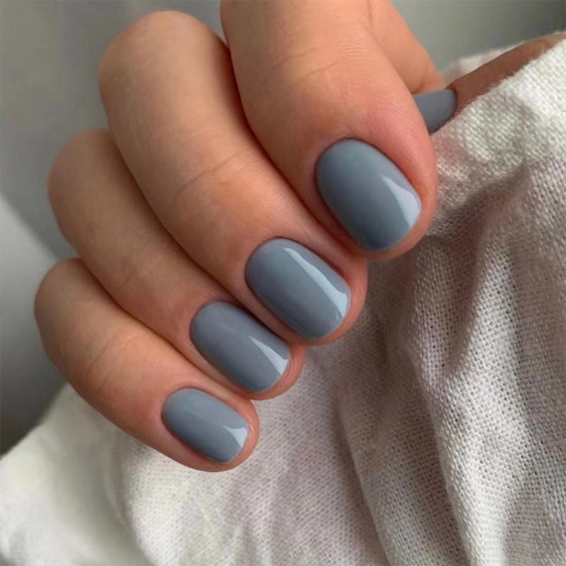 Kreative Nagelkunst mit eleganter Hochglanz-Oberfläche Brehn