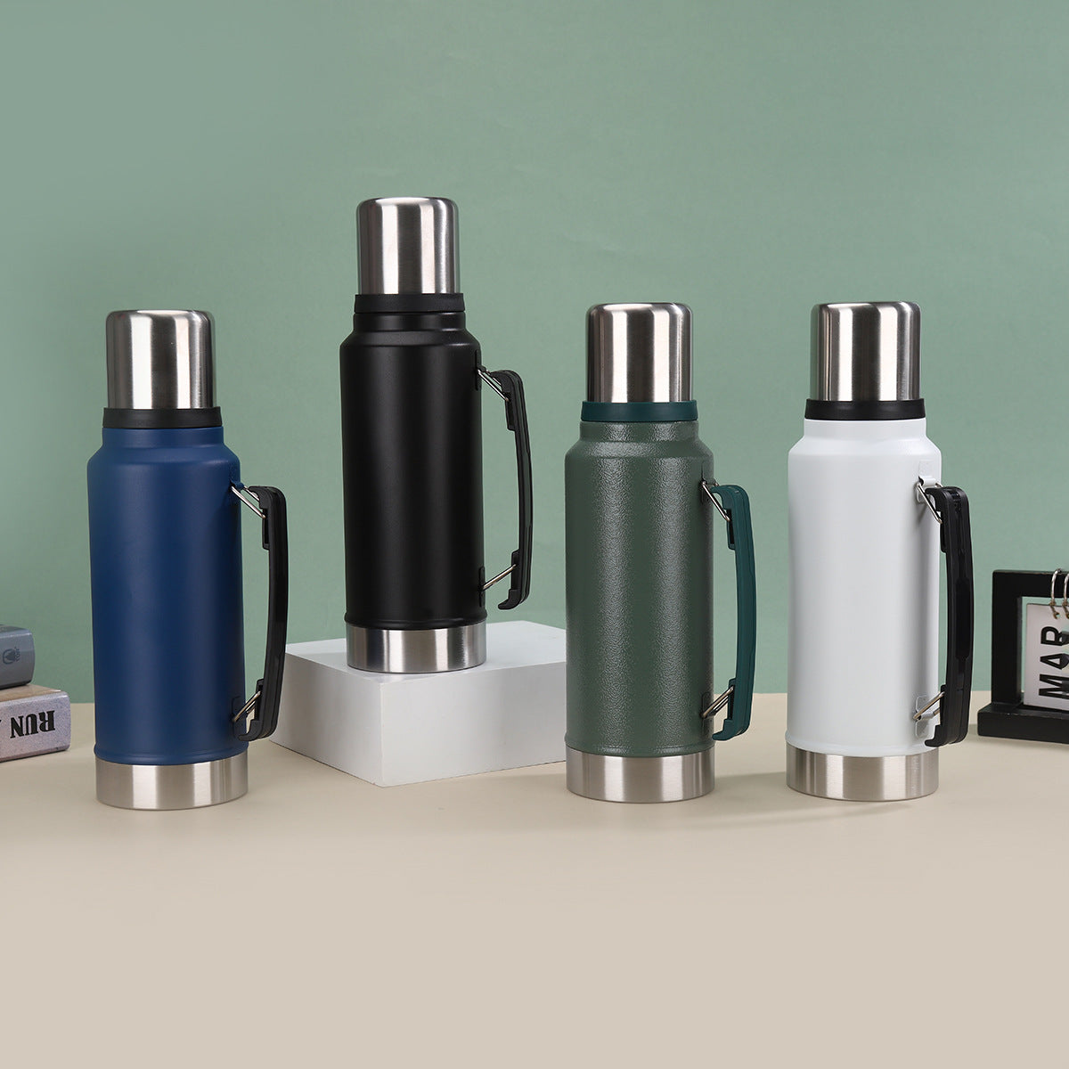 Unisex Isolierte Edelstahl-Wasserflasche mit Tragegriff Brehn