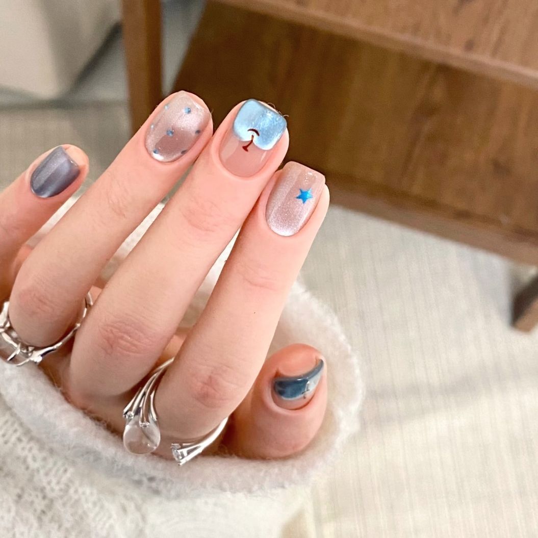Künstlerisches Press-On Nagelkunst Design Set Brehn