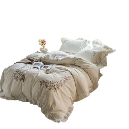 Romantisches Baumwoll-Perkal Bettwäsche-Set mit Blumenstickerei und Volant