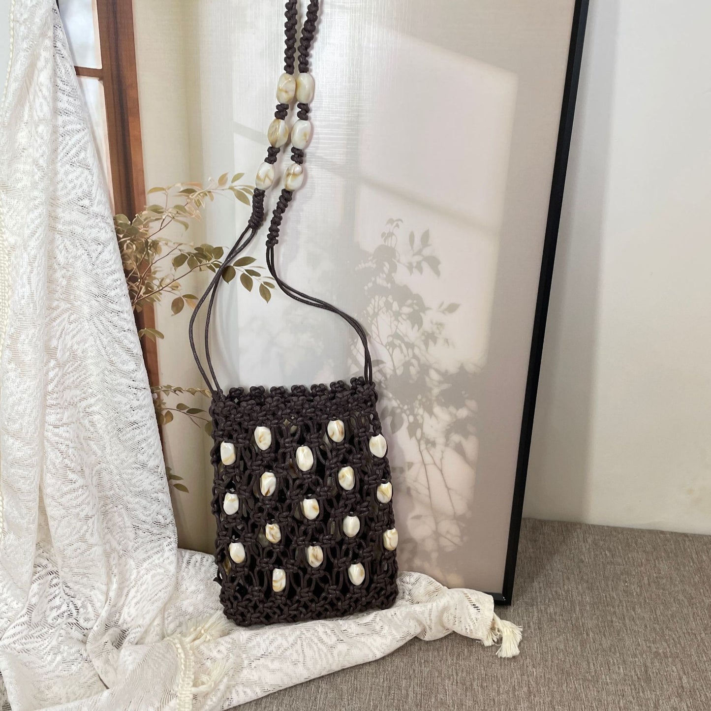 Handgeknüpfte Umhängetasche mit Muscheln Brehn