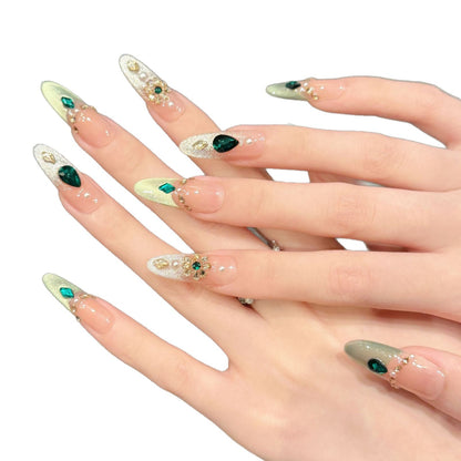 Künstlerische mit Edelsteinen verzierte Drucknägel