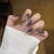 Glamouröser Stiletto Press-On Nagelset mit Glitzerfinish Brehn