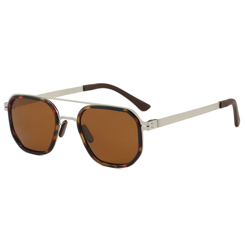 Damen modische Sonnenbrille im modernen stilvollen Design Brehn