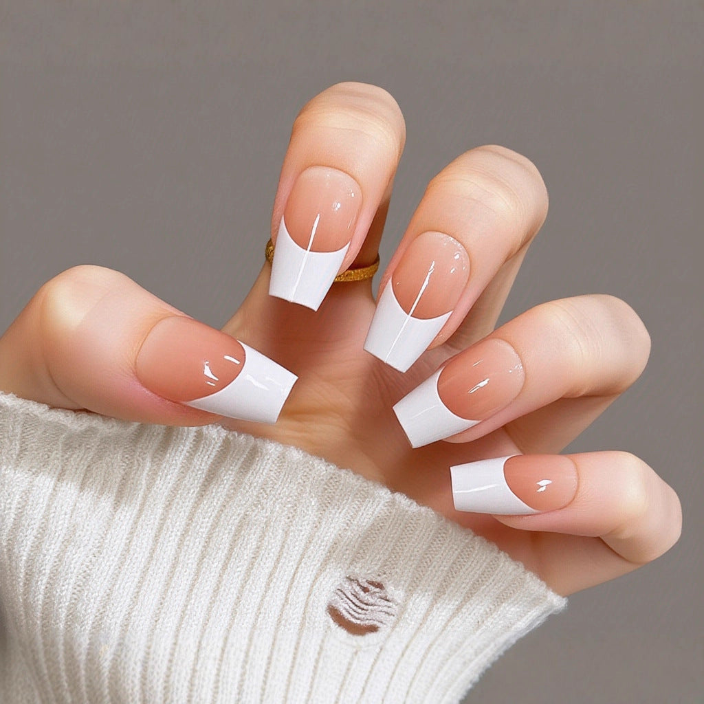 Elegante Kunstnagelverzierung Brehn