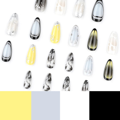 Kunstvolle Nailart mit edlen Akzenten Brehn