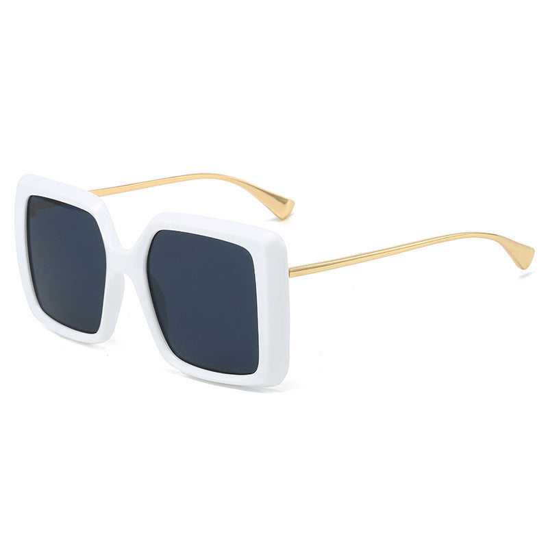 Damen oversized Sonnenbrille mit stilvollem geometrischem Design Brehn