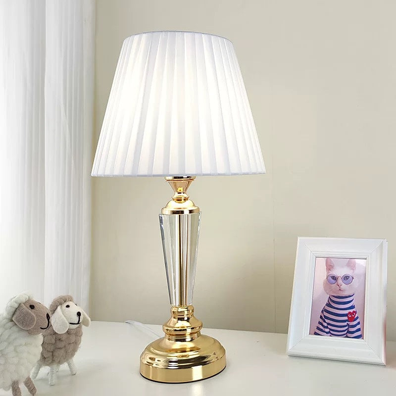 Dekorative Tischlampe mit elegantem Design