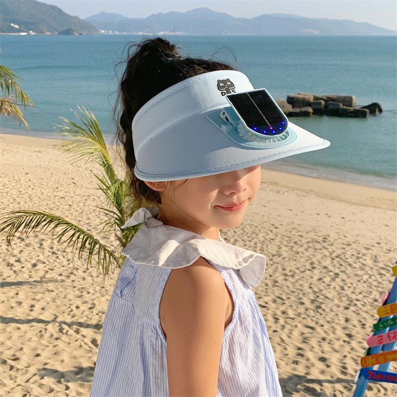 Sonnenblende für Kinder mit Solarlüfter und integrierten LED-Leuchten Brehn