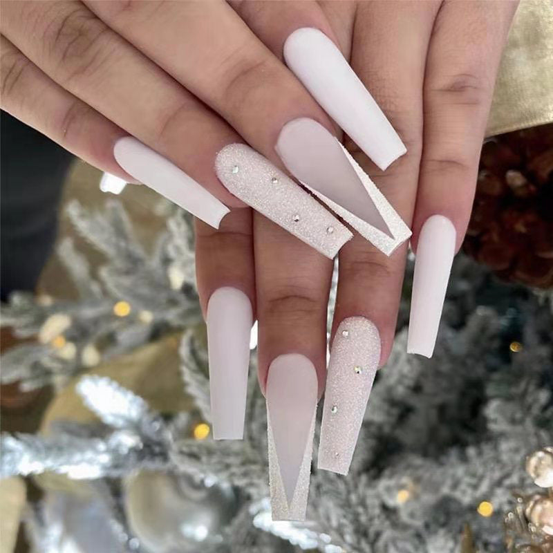 Premium mit Rhinestones verzierte Stiletto-Press-On-Nägel Brehn
