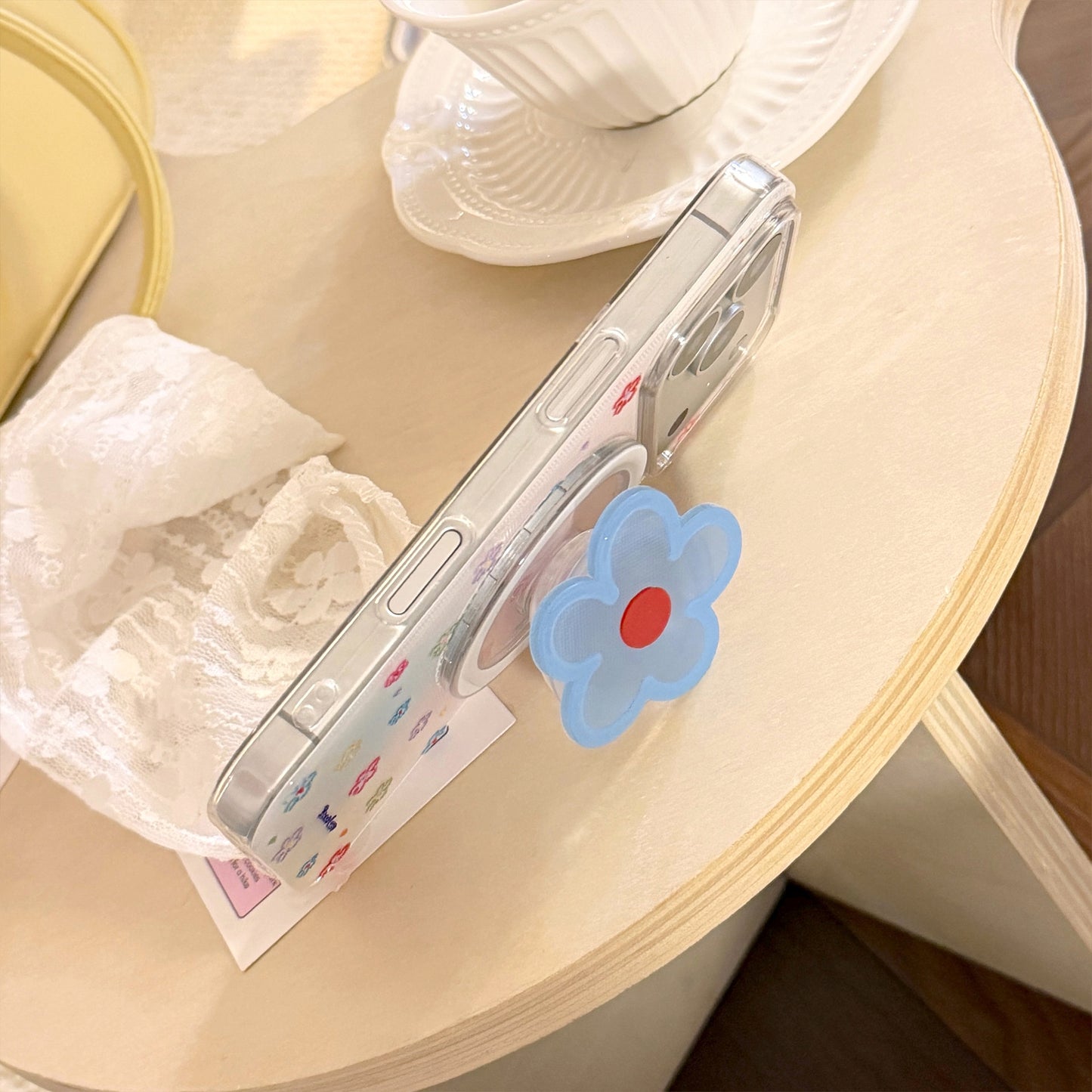 Niedlicher Blüten-Anstecker Brehn