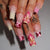 Kunstnägel Set mit eleganten floralen Designs Brehn