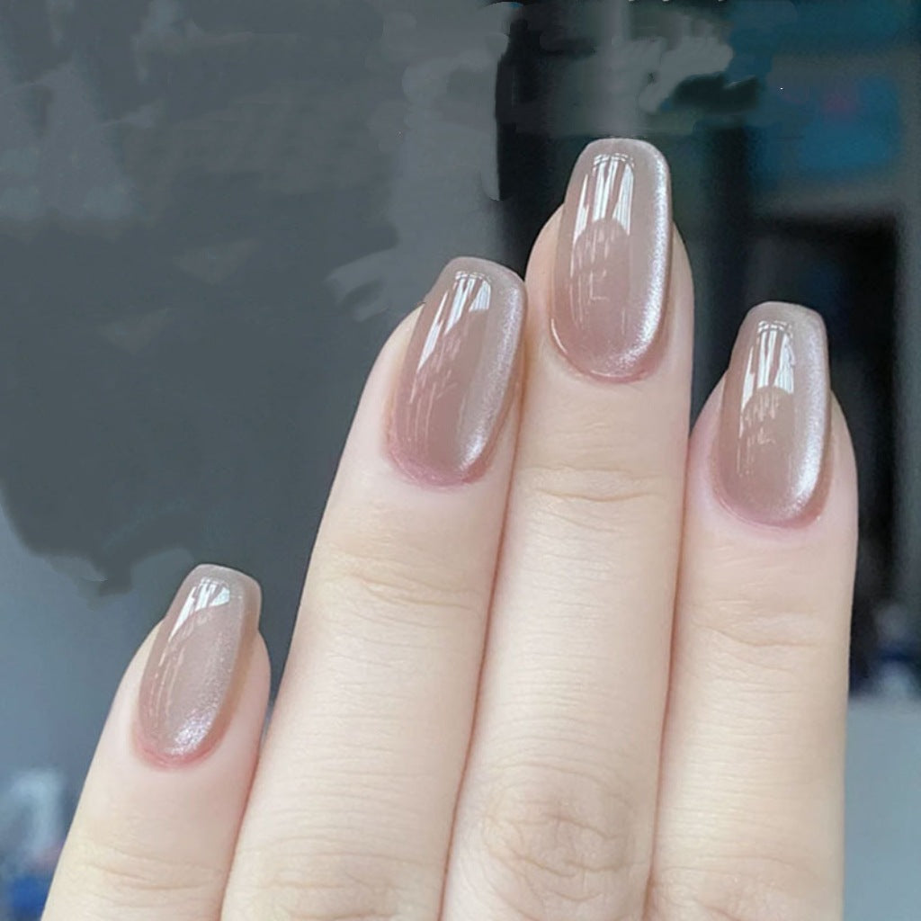 Glänzendes neutrales Press-On-Nagelset Brehn