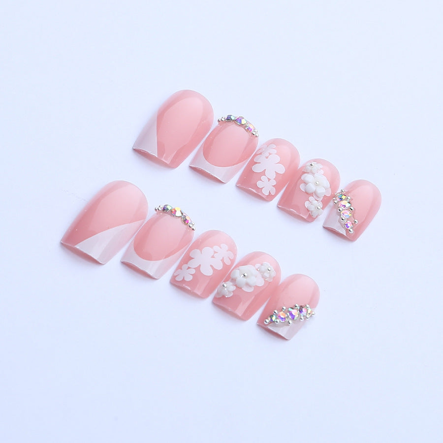 Elegantes floral-verziertes Press-On-Nagelkunst-Set Brehn