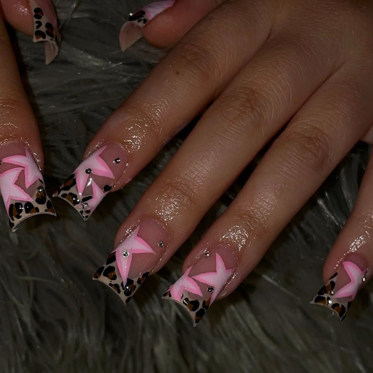 Künstlerisches Luxe Nagelkunst Set Brehn