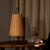 Elegante Tischlampe aus geflochtenem Material Brehn