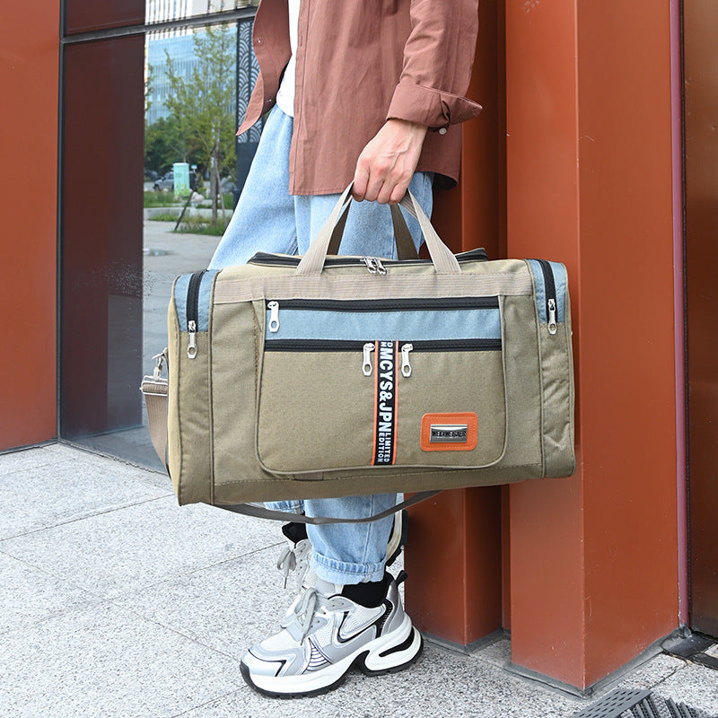 Sportliche Tragetasche Mit Mehrfachen Fächern Und Robustem Design Brehn