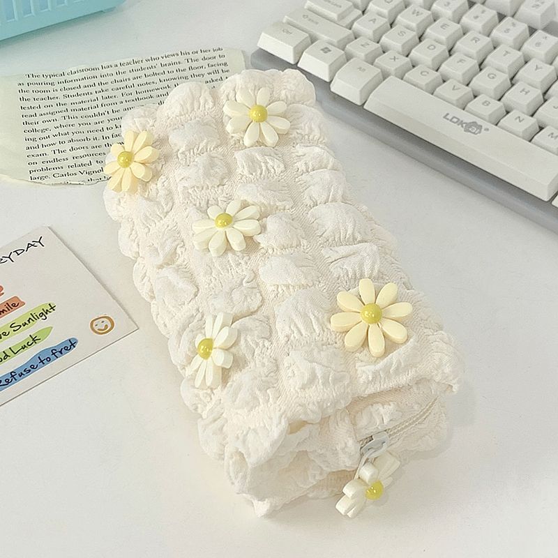 Handytasche mit Floralem Detail Brehn