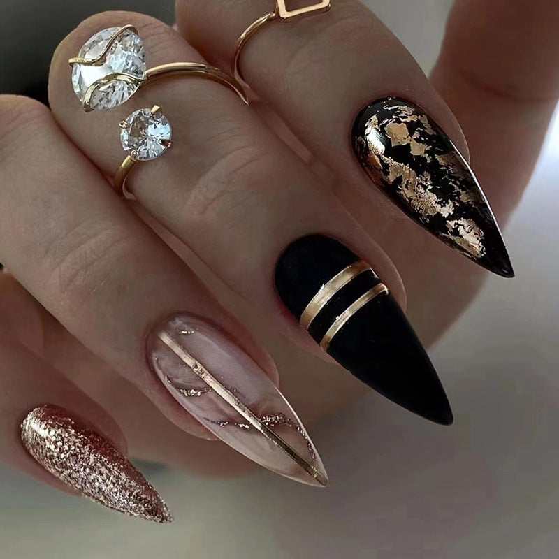 Künstlerische Fantasy-Nagelspitzen Brehn