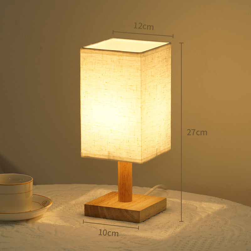 Zeitgenössische asiatisch inspirierte Tischlampe