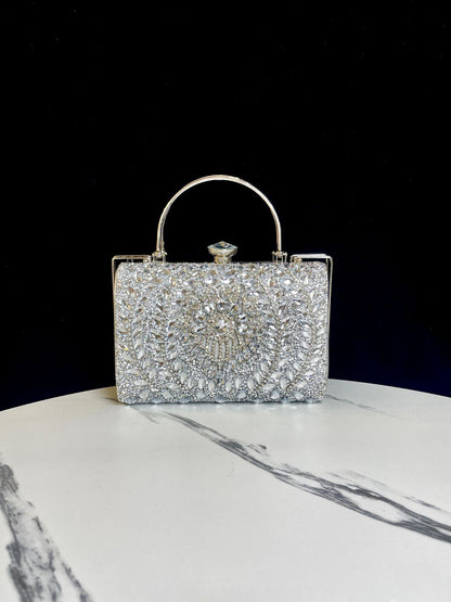 Aufwändiger bestickter Abendhandtasche
