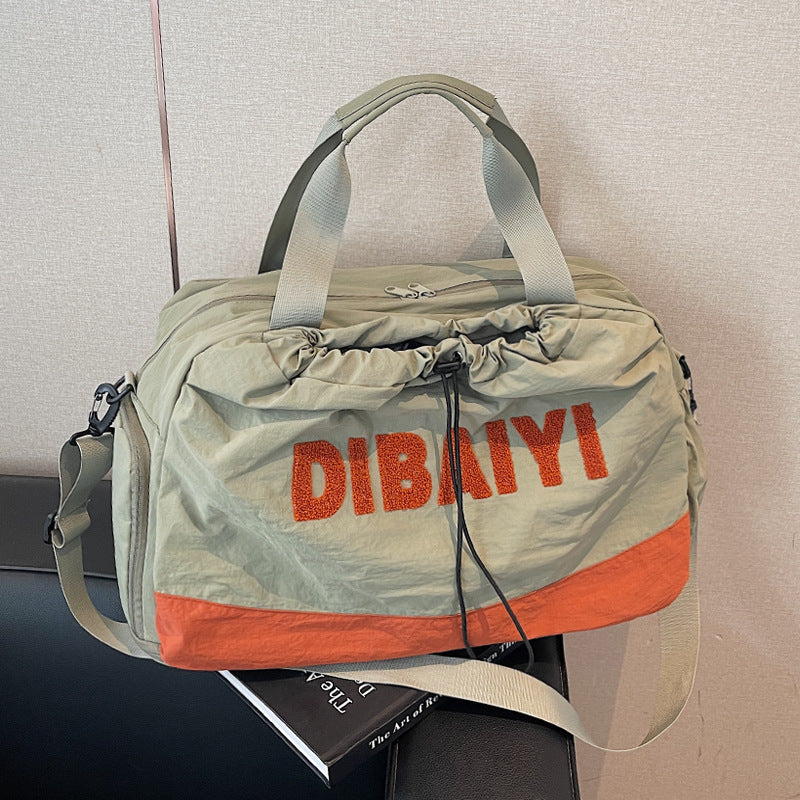 Stylische Sportreise-Tasche
