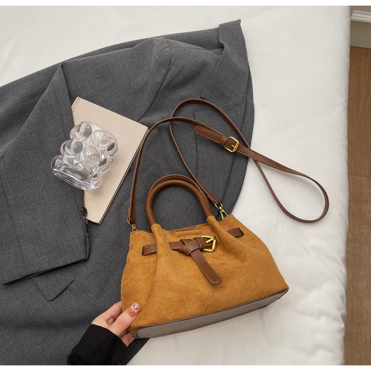Elegante Wildleder Handtasche Brehn
