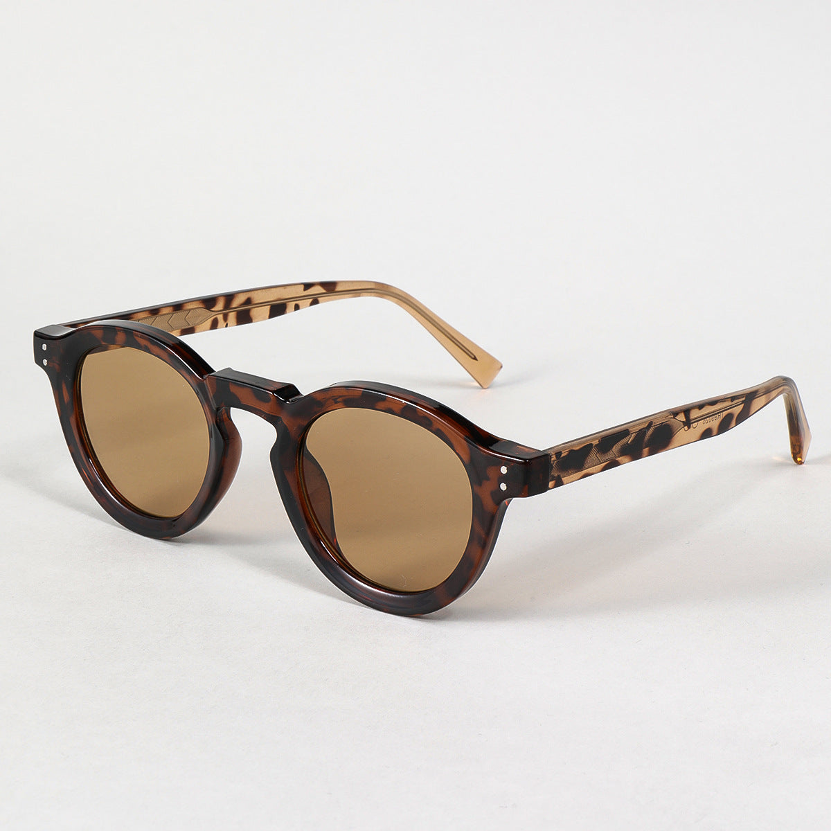 Damen modische Sonnenbrille im klassischen Rundstil Brehn