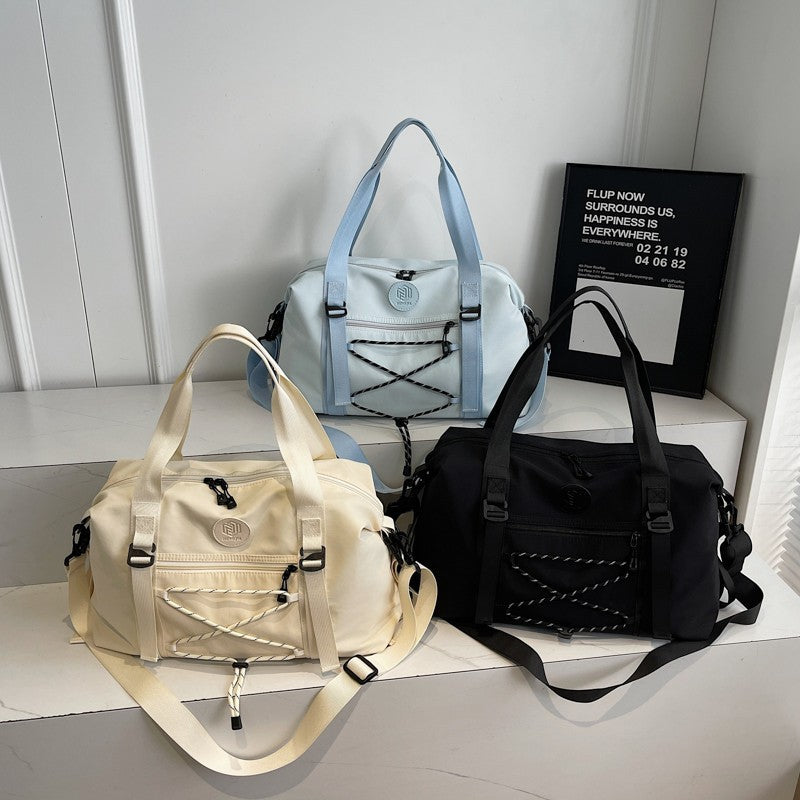 Vielseitige Sport-Duffle-Tasche mit verstellbaren Trägern Brehn
