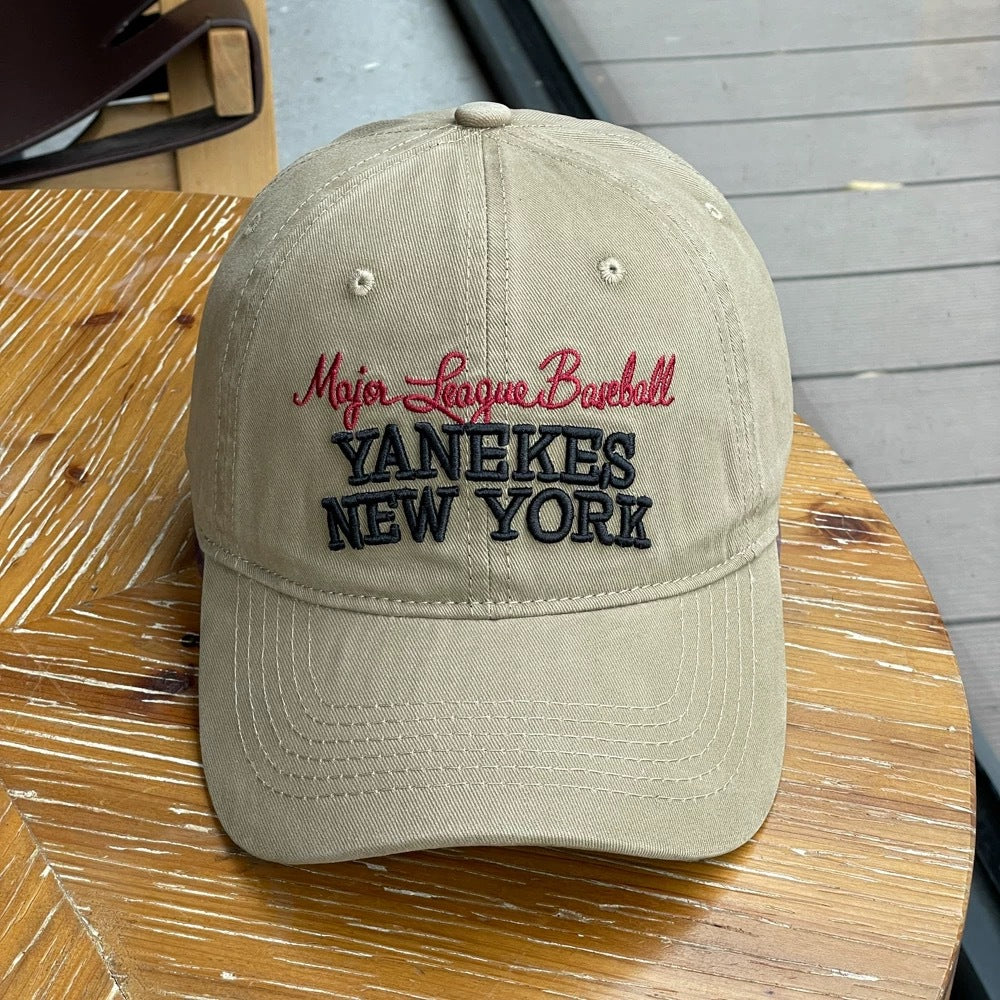 Stylische bestickte Baseballmütze