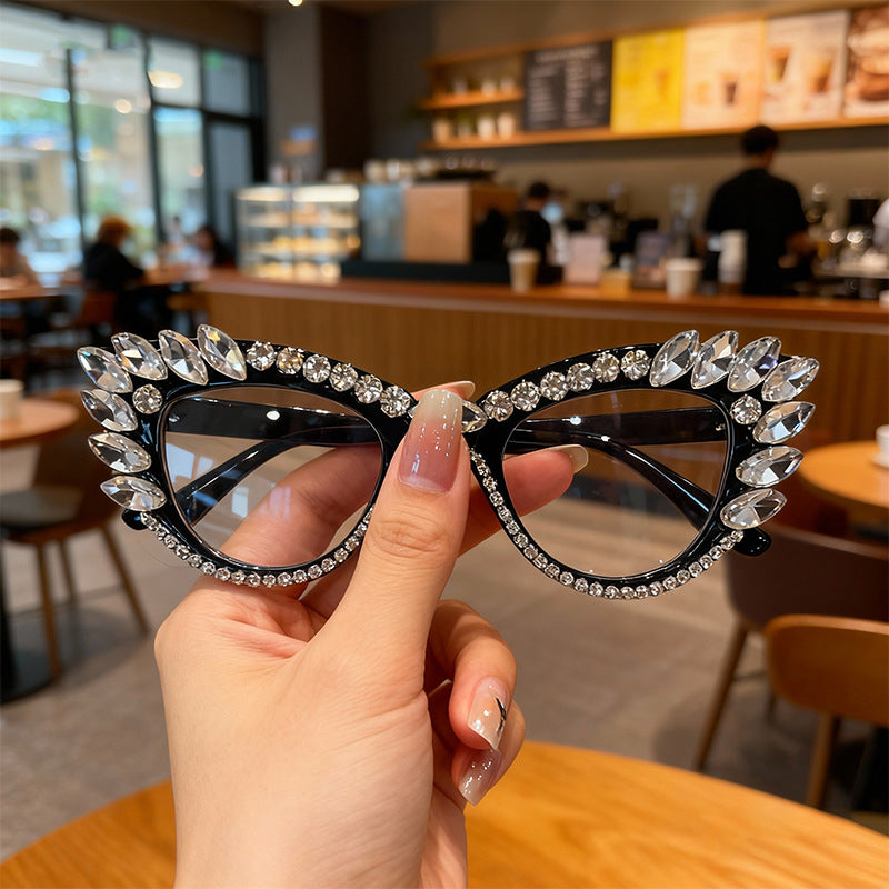 Luxuriöse Katzenaugen-Rhinestone-Sonnenbrille Brehn