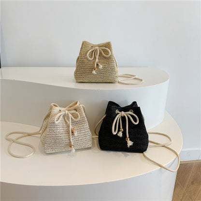 Bohemian-inspirierte gewebte Mini-Zugbandtasche Brehn