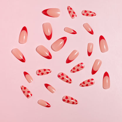 Künstlerisches Herz Designed Press-On Nail Set Brehn