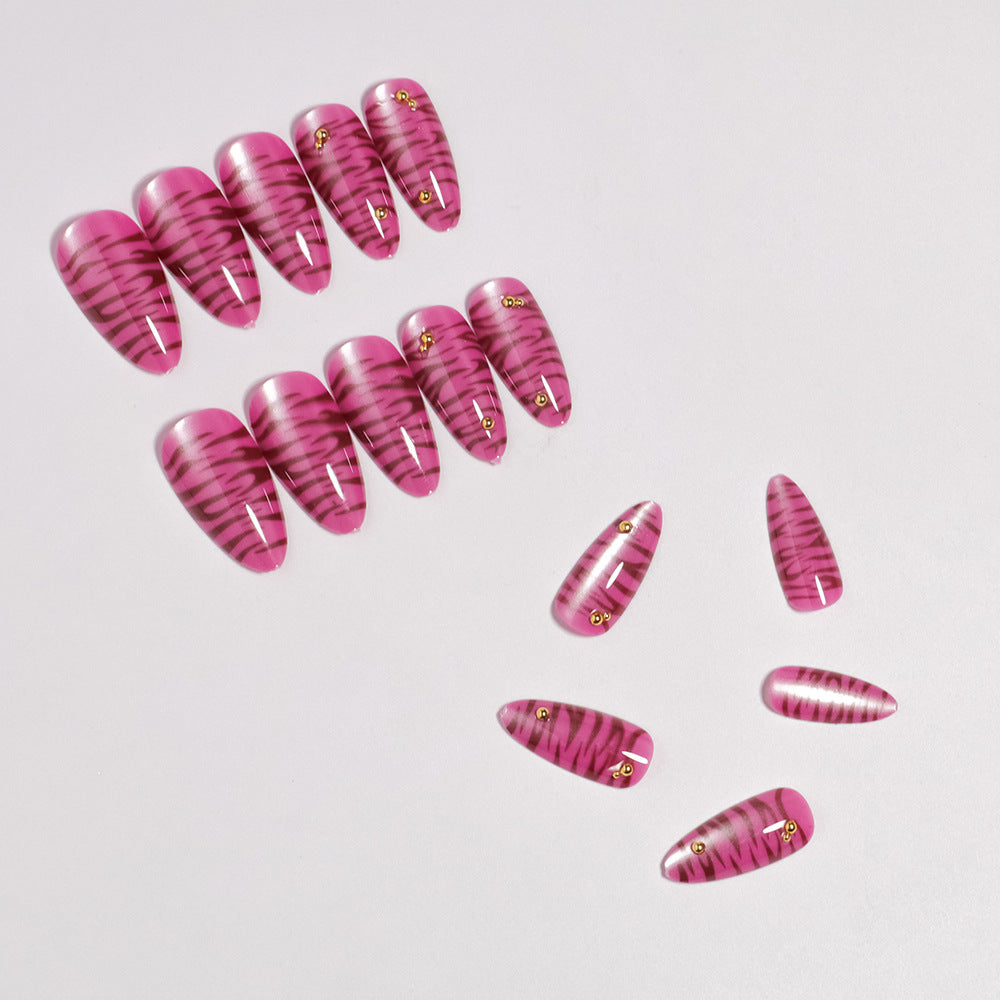 Künstlerisches Press-On-Nagelkunst-Set Brehn