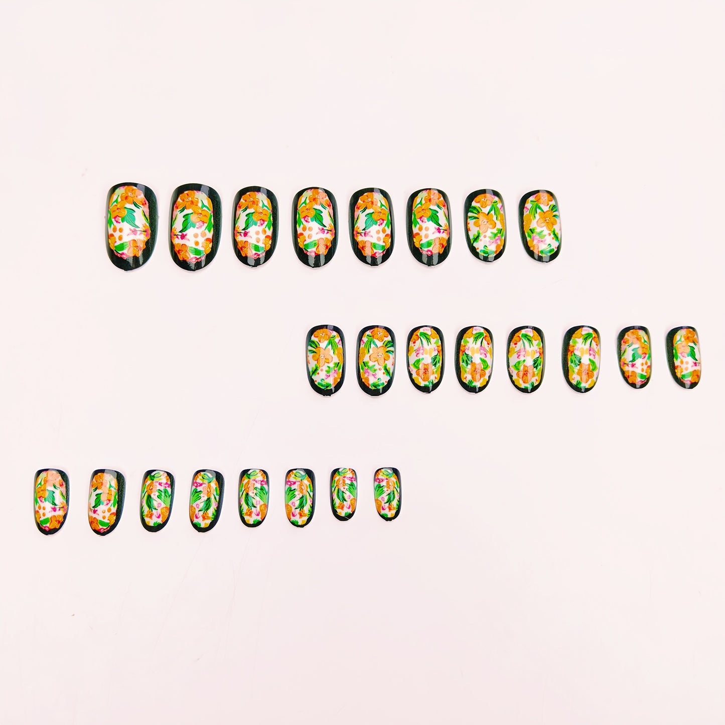 Blumige Nail Art Design Brehn