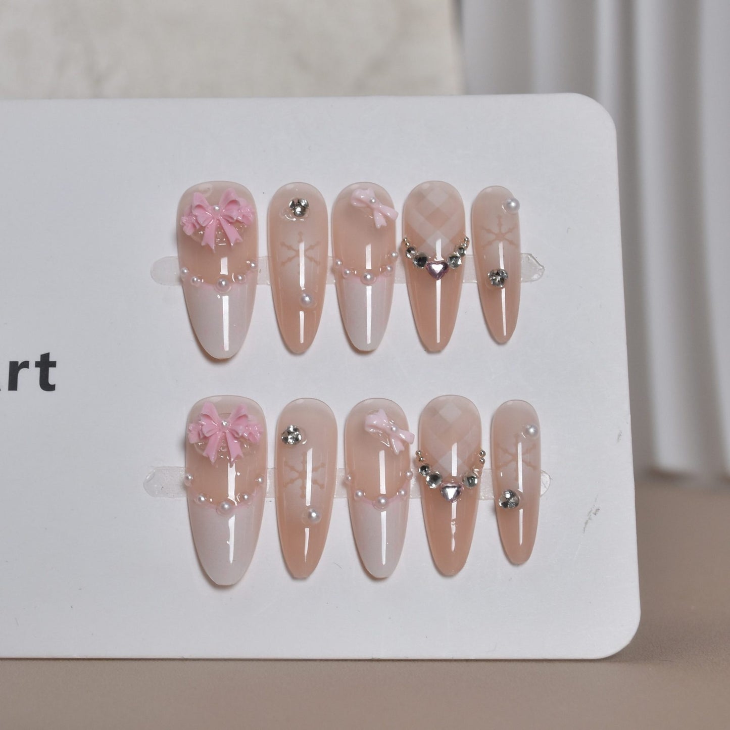 Dekoratives Press-On Nagelkunst Set Brehn