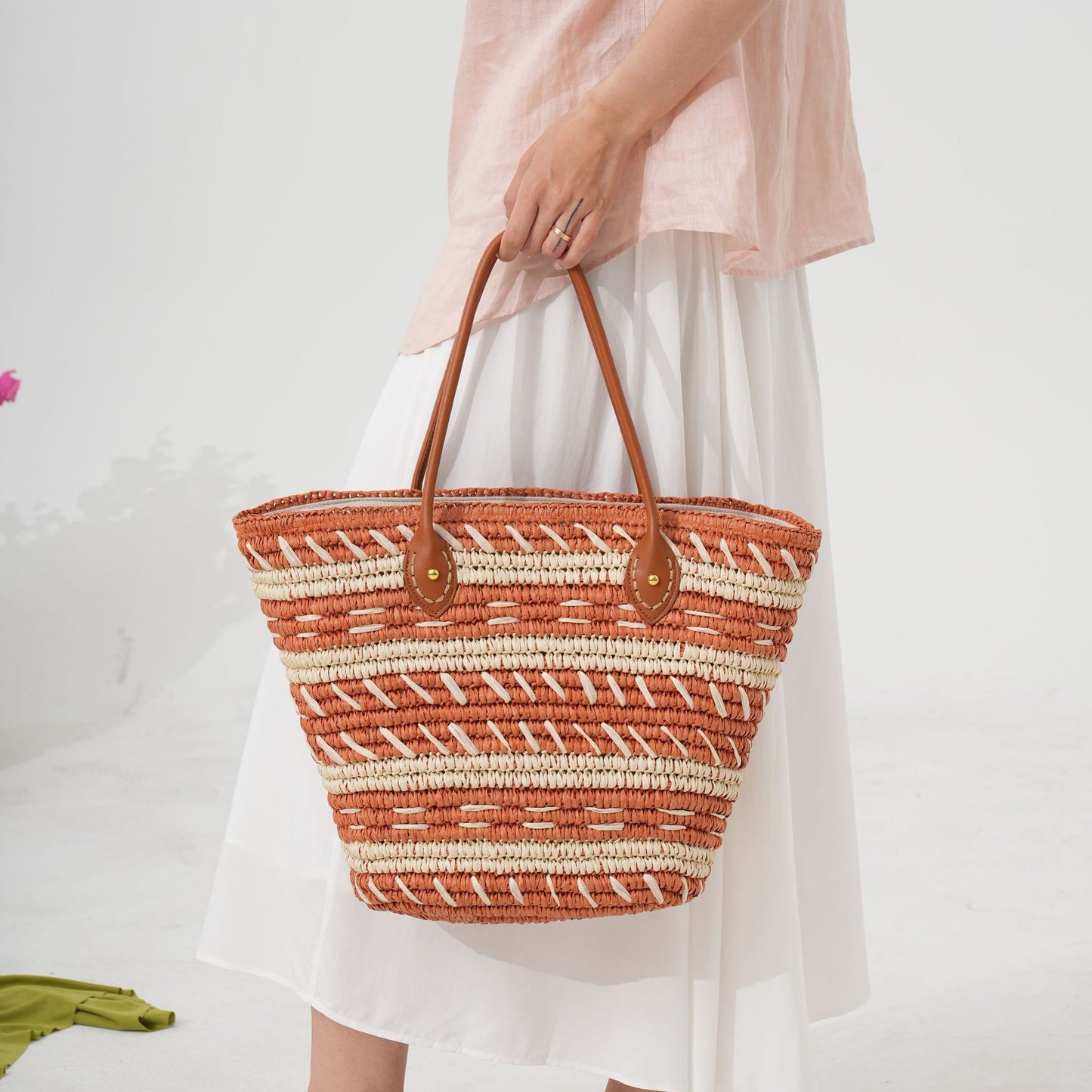 Gepunktete Bast-Handtasche Brehn