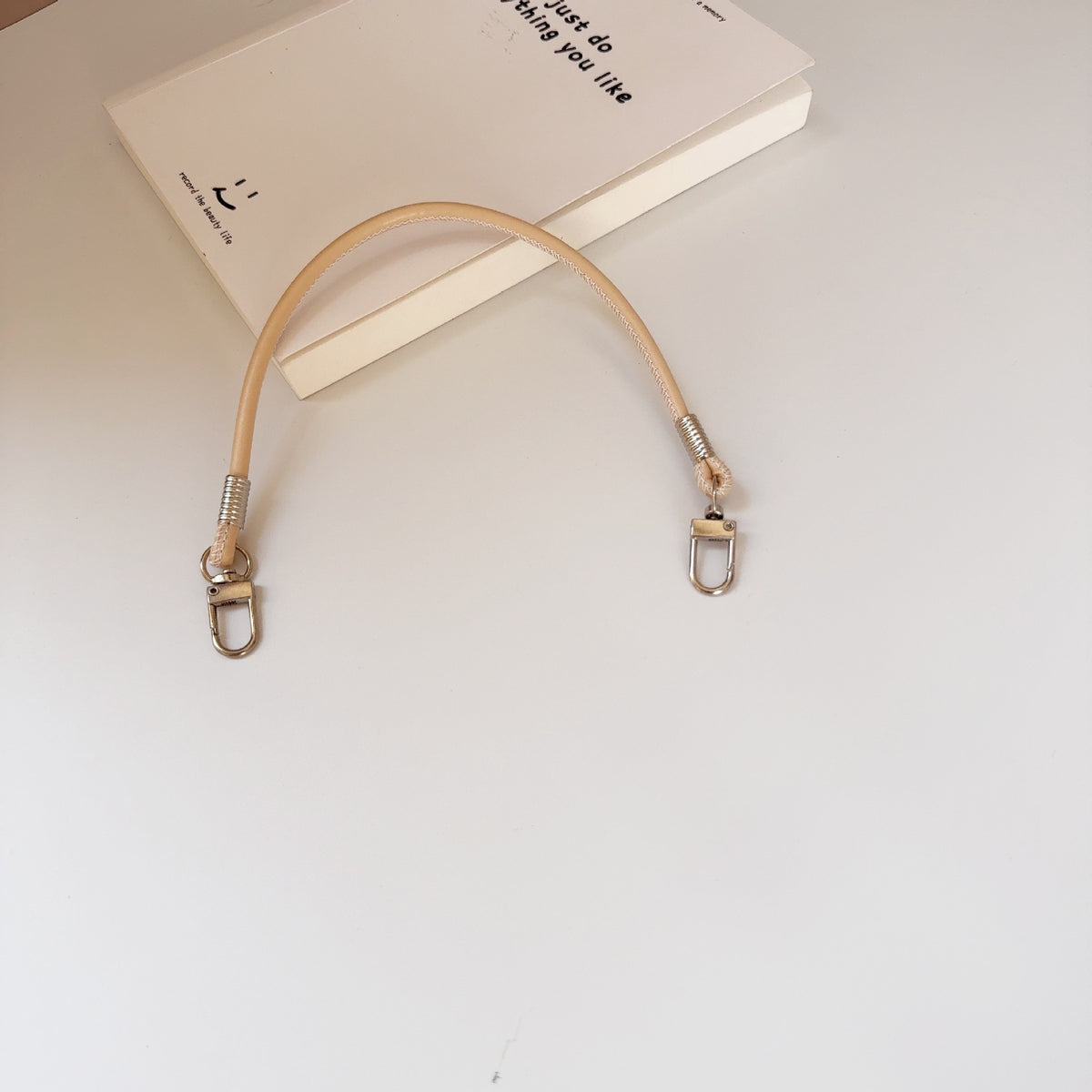 Stylische Silikon-Handykette Brehn