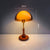 Retro-inspirierte Holz Tischlampe