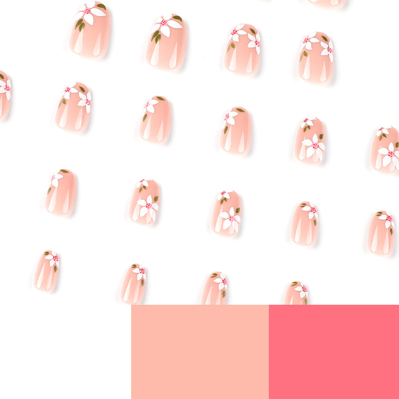 Kunstvolle Nagelkunst mit floralen Akzenten Brehn